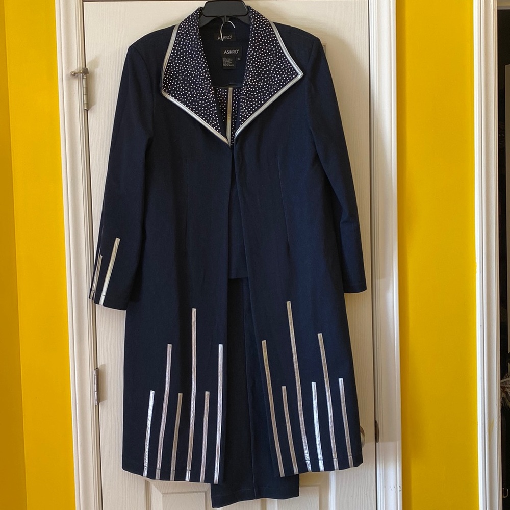 Woman’s dress denim suit size 16.
